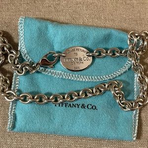 Authentic Tiffany & Co. Return to Tiffany’s necklace sterling 925!